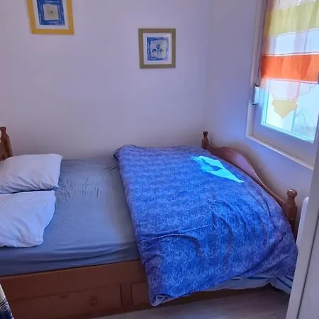 Maison Avec Extérieur 300m De La