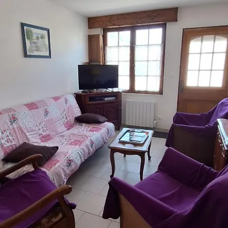 Maison Avec Exterieur 300m De La Holiday home *