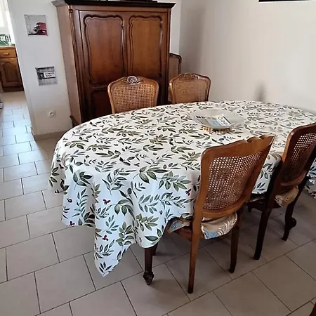 Holiday home Maison Avec Exterieur 300m De La *